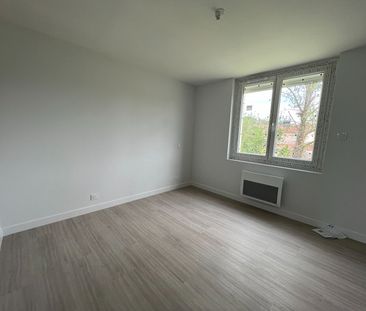 Location appartement 3 pièces, 60.00m², Carmaux - Photo 4