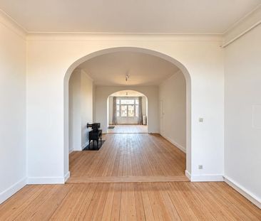 Appartement te huur - foto 2