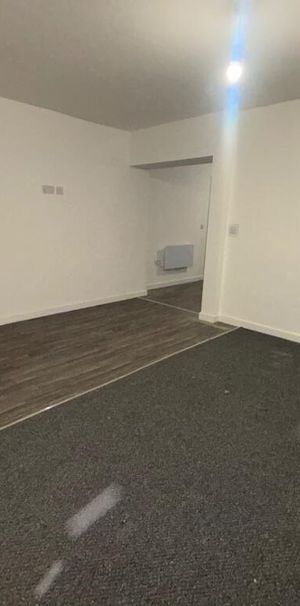 4 27-29, Oldtown Street, Cookstown, BT80 8EE - Photo 1