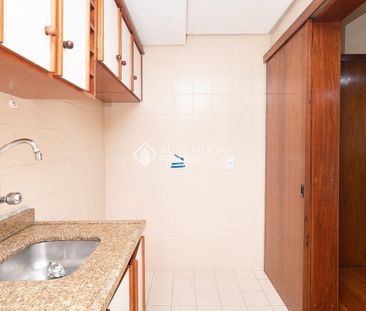 Apartamento com 1 quarto e 41m² para alugar em Menino Deus, Porto A... - Photo 5