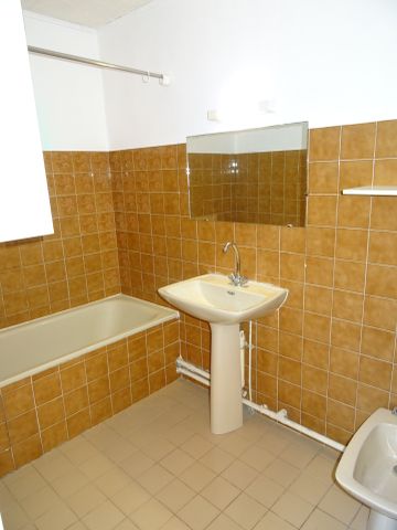 Location Appartement 2 pièces 50m² MONTPELLIER 34090 - Photo 4