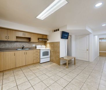 For Lease - 43 Alessia Circle, Toronto, Ontario - Photo 1