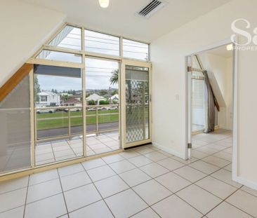2/128 Glebe Road, Merewether NSW 2291 - Apartment For Rent | Domain - Photo 6