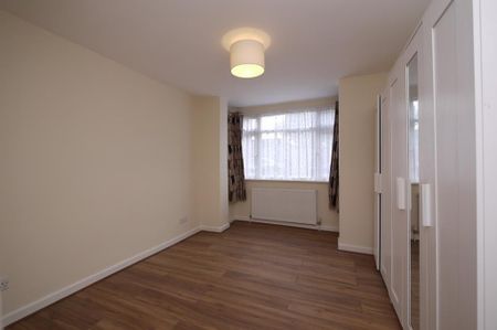 1 bedroom ground floor flat to rent - Photo 3
