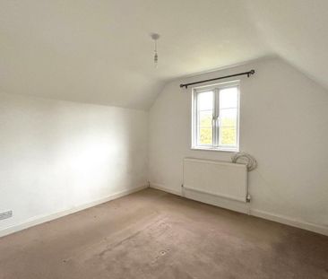 2 bedroom semi-detached house to rent - Photo 4