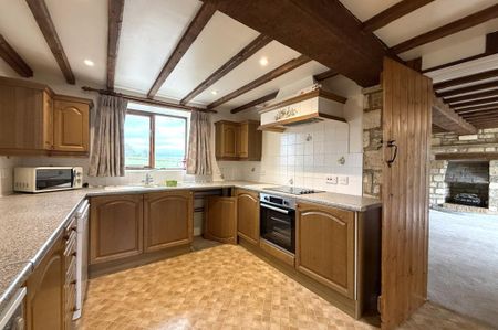 2 bedroom barn conversion to rent - Photo 4