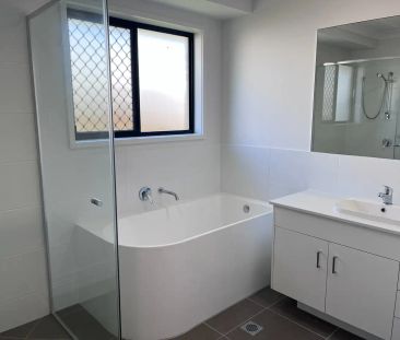 “BEAUTIFUL BRAND NEW HOME” - Photo 3