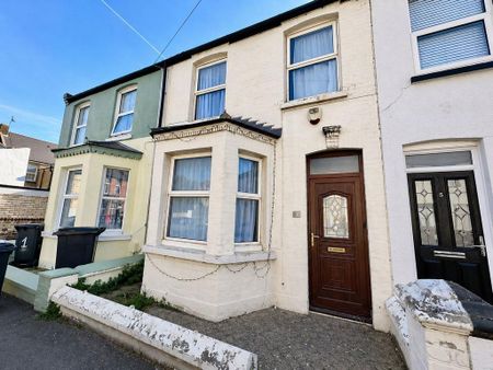 2 bedroom terraced house to rent - Photo 2
