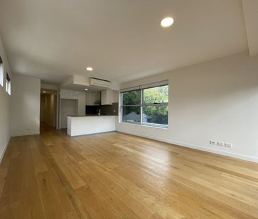 APARTMENT LIVING AT IT’S BEST! - Photo 2