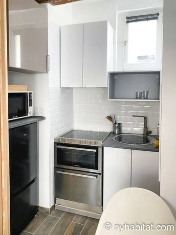 Logement à Paris, Location meublée - Photo 2