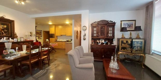 Appartement te huur in Kortrijk voor € 840 met 1 slaapkamer - Foto 1