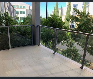 Emerald Lakes Prestigious Townhouse, Available Soon! - Photo 3