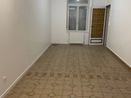 Location Maison 3 pièces 86 m2 à Saint-Quentin - Photo 3