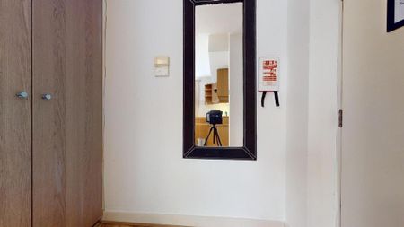 Studio to rent - Photo 5