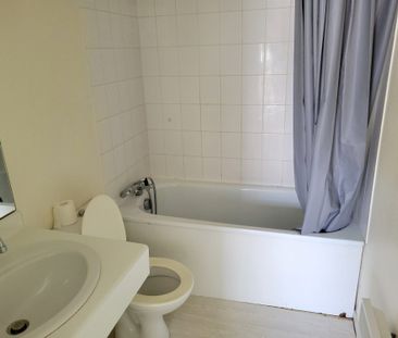 Location Appartement 1 pièce 23m² PESSAC 33600 - Photo 4