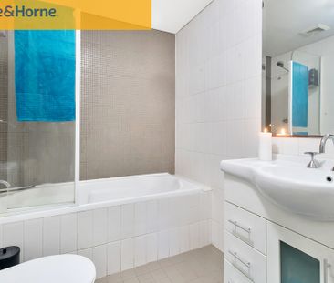 Style, Space and Location - Photo 4