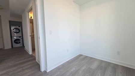 For Lease - 252 Church Street Unit# 2306, Toronto, Ontario - Photo 4