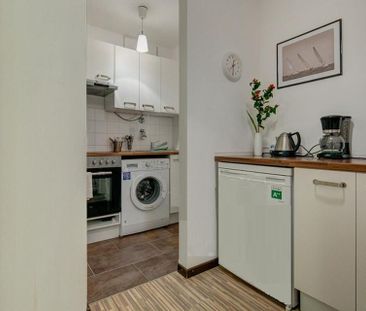 Cosy furnished 2-room apartment, directly by the Olympia Park and O... - Photo 5