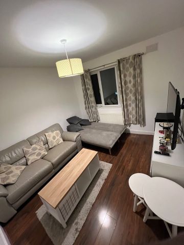 3 Bed Terraced House, Norbury Court Road, SW16 - Photo 3