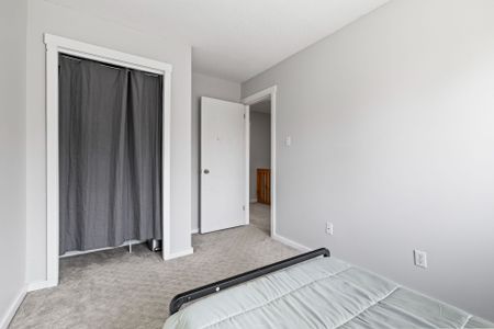 For Lease - 127 Fairway Crescent Unit# 31, Collingwood, Ontario - Photo 4