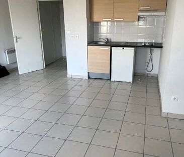 Location Appartement 1 pièce 30m² MOULINS 03000 - Photo 2