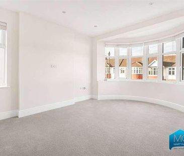 Hyde Park Avenue, London, N21 - Photo 4