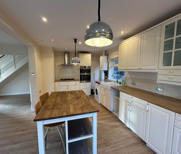 4 bedroom detached bungalow to rent - Photo 5