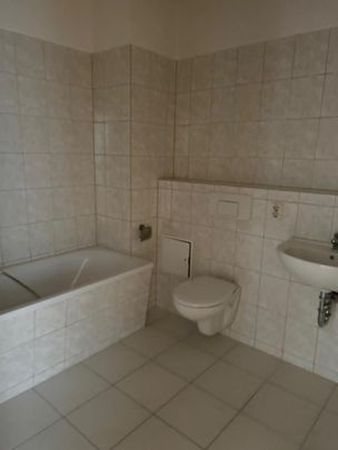 W0575 - Familienwohnung mit Balkon im Stadtzentrum - Photo 1