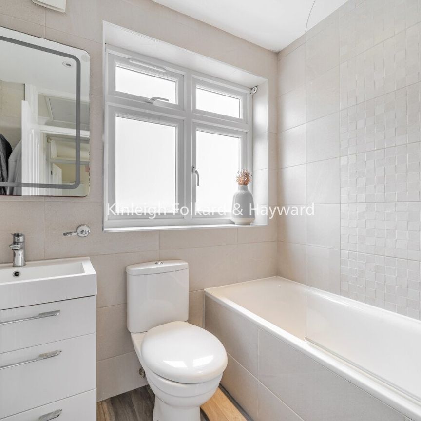 Great North Road, New Barnet, Barnet, EN5 - Photo 1