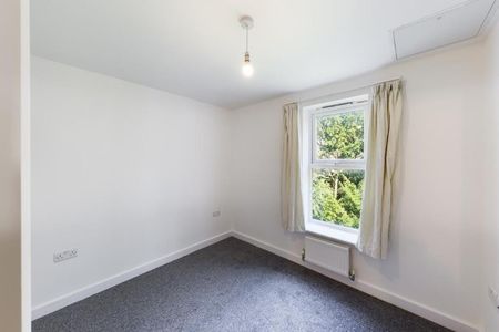 Lindoe Close, Southampton - Photo 4