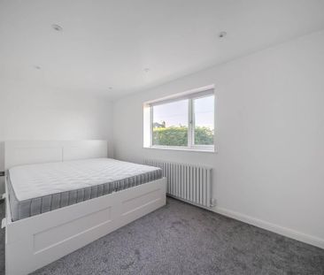 3 bedroom detached house to rent - Photo 5