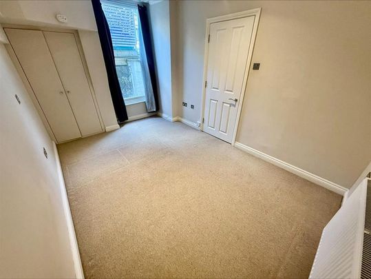1 bedroom ground floor flat to rent - Photo 1