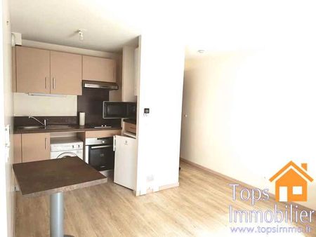Location Appartement 2 pièces 32m² VILLEFRANCHE DE ROUERGUE 12200 - Photo 4