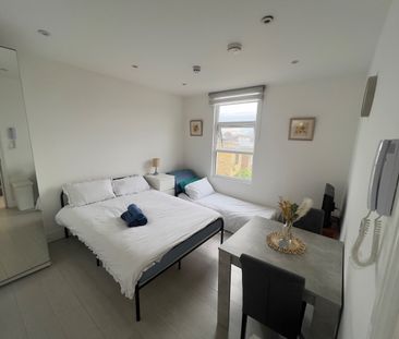 Studio Flat, Uxbridge Road, W12 - Photo 4