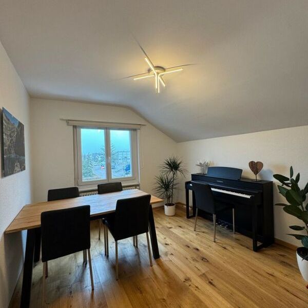 Schöne 2.5 Zimmerwohnung in Arch zu vermieten ! - Foto 1