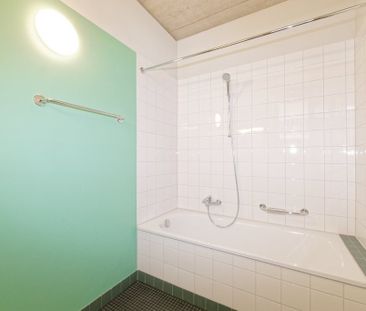 Rent a 2 rooms apartment in Schlieren - Photo 2