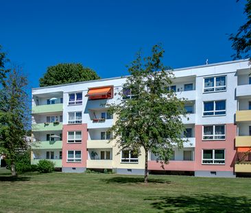 Passend für den kleinen Geldbeutel mit Tapeten und Fußboden !!!!! - Photo 4