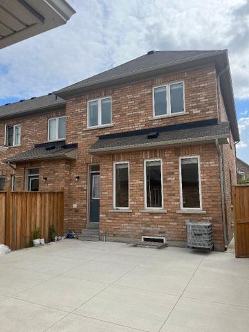 For Lease - 16 saint dennis Road, Brampton, Ontario - Photo 3