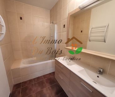 Location Appartement 3 pièces 82m² LE PEAGE DE ROUSSILLON 38550 - Photo 3