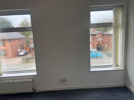 2 bedroom end of terrace house to rent - Photo 5