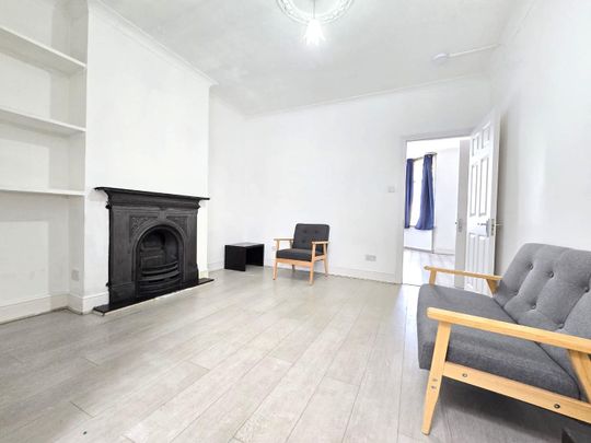 Gardner Road, London - Photo 1