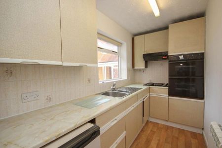 1 bedroom bungalow to rent - Photo 3