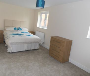 1 Bed Flat, Maes Yr Ehedydd, Carmarthen – Min. annual household income £17k from a salary (not including benefits) - Photo 3