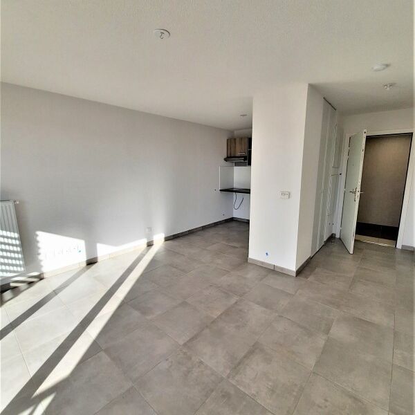 Location Appartement 2 pièces 39m² BASSENS 33530 - Photo 1