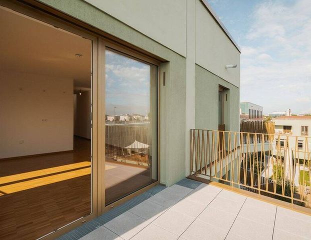Wohnen in der obersten Etage: 3-ZKB mit Balkon und Bad en Suite - Foto 1