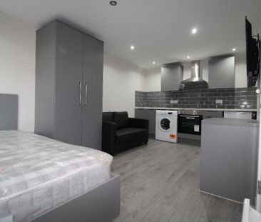 Market Street West Flat, PRESTON, Lancashire PR1 2HB - Photo 2