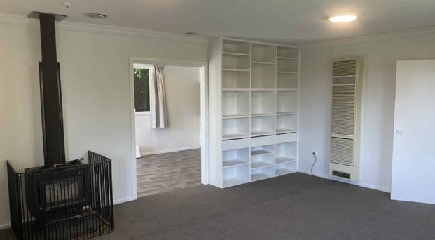 Freshly Renovated in Chartwell - Photo 1