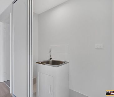 Beautiful Brand New Modern Home - Ready for Lease! - Photo 1