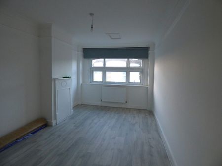 Flat to rent on - Photo 5