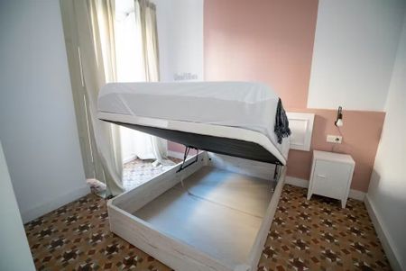 Carrer de lAlmudí, Valencia, Valencian Community 46003 - Photo 3